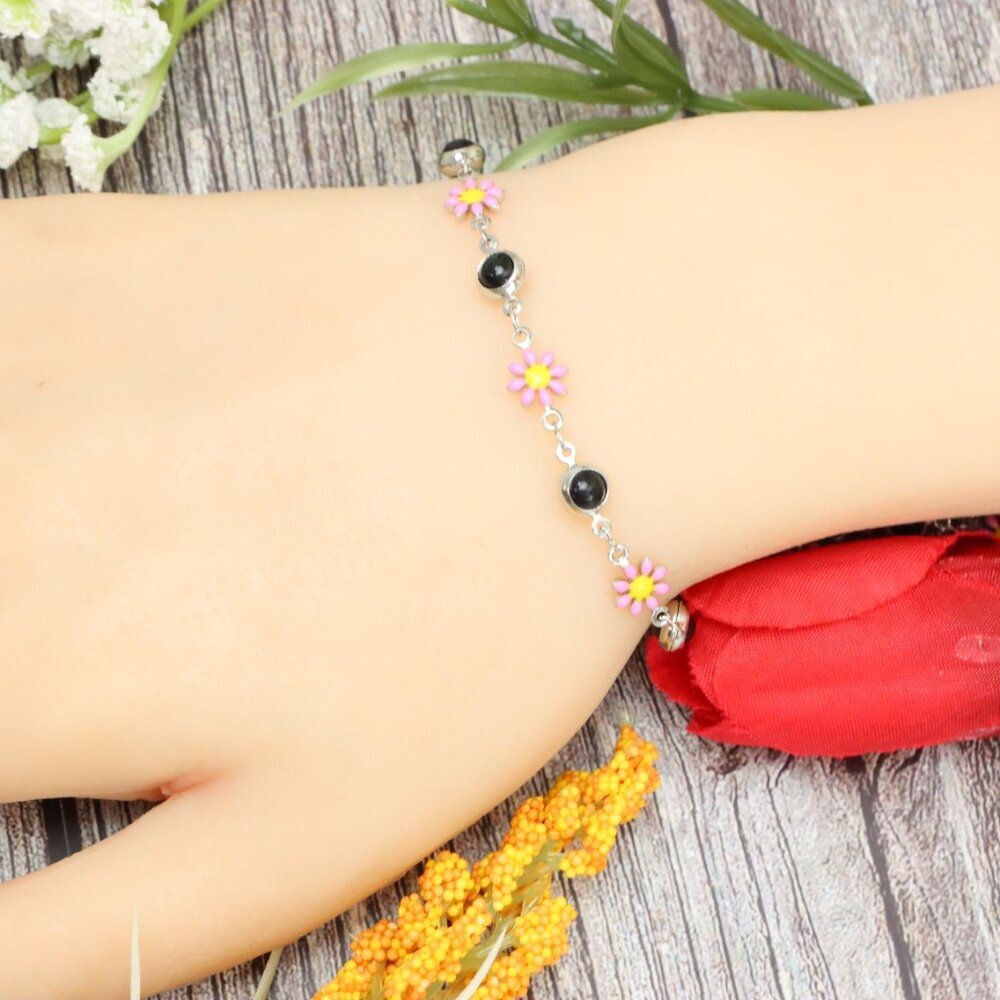 "Trendy Handmade Bracelet – A Stylish Gift for Women & Girls, MAR091989